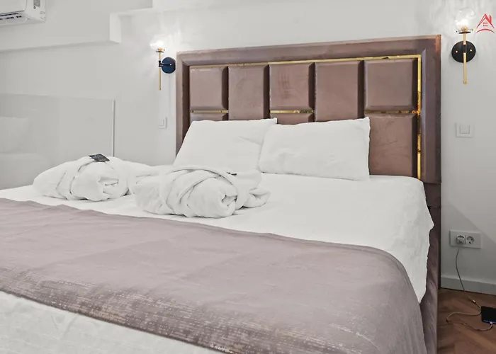 Noa Boutique Beautiful Penthouse With Private Parking