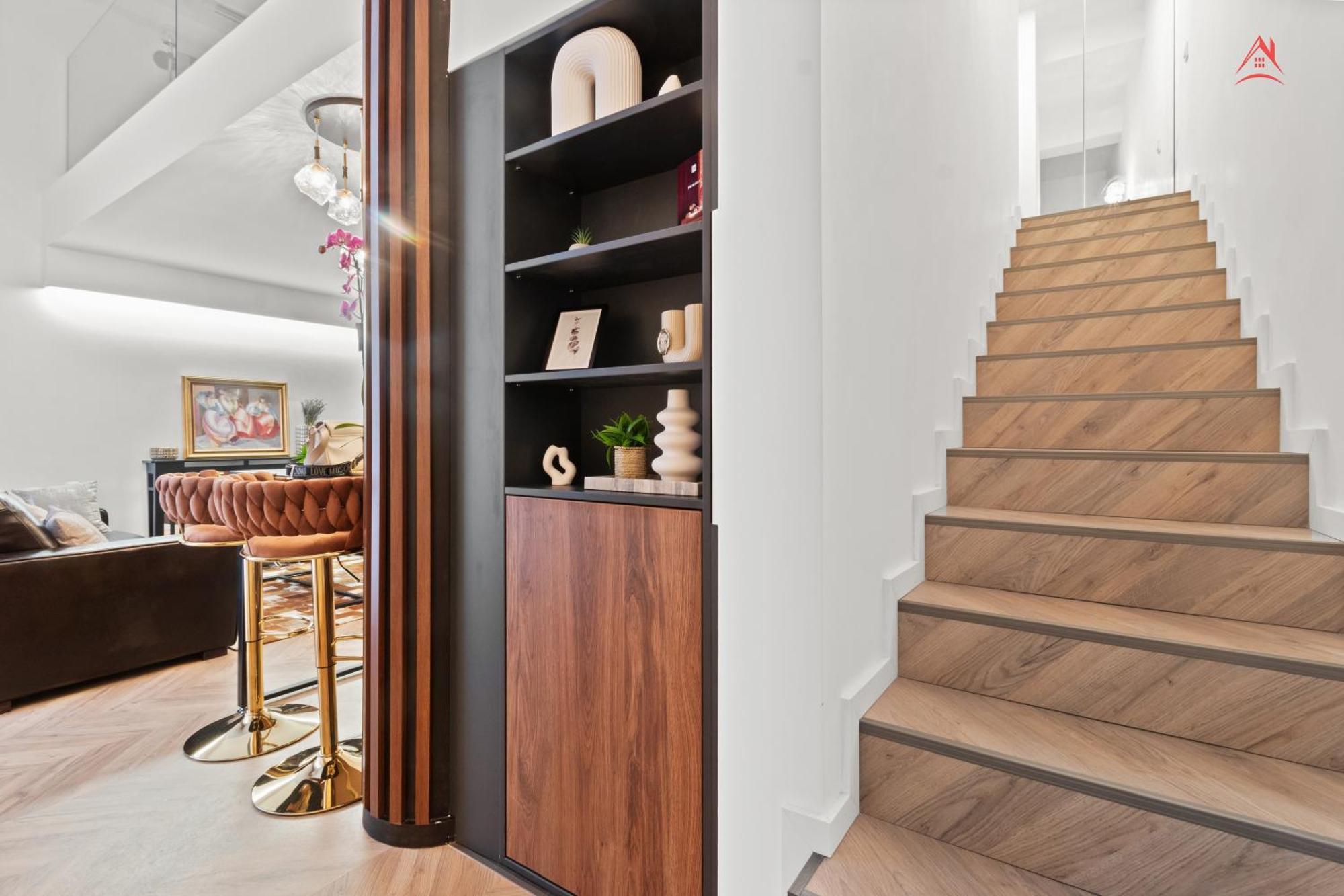 Noa Boutique Beautiful Penthouse With Private Parking *